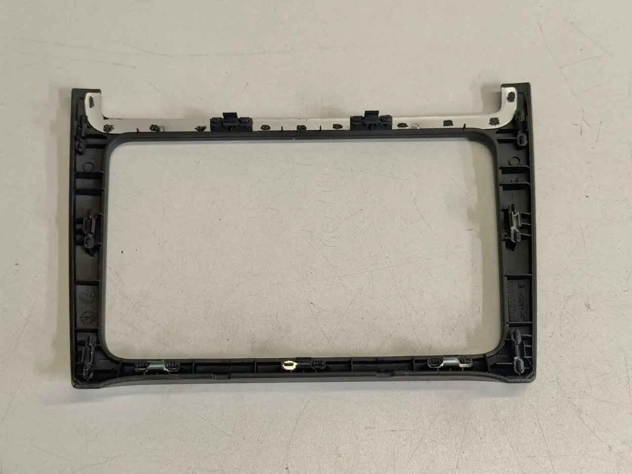 Blende Mittelkonsole Radioblende Polo V 6R VW Polo V 6C 1,2 TSI 2015 6R0858069