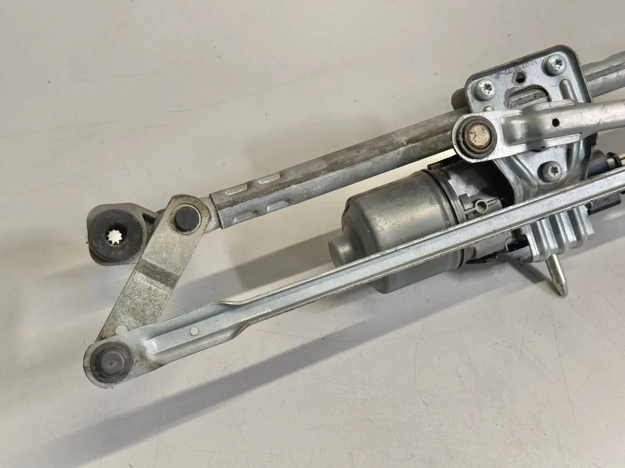 Wischergestänge vorne Wischermotor Set für VW Polo V 6C 1,2 TSI 2015 6R1955023C