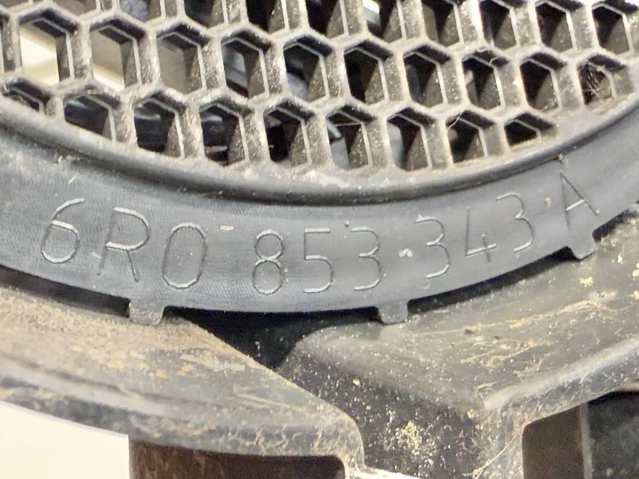Kühlergrill Frontmaske Polo V 6R 1,2 TSI VW Polo V 6R 1,2 TSI 2010 6R0853651B
