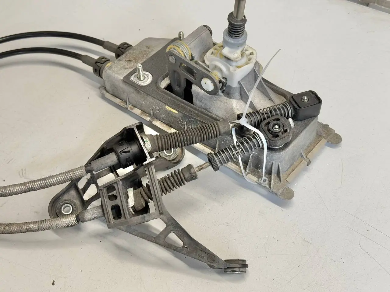 Schaltkulisse Schalthebel Mechanismus für V VW Polo V 6C 1,2 TSI 2015 6C0711049