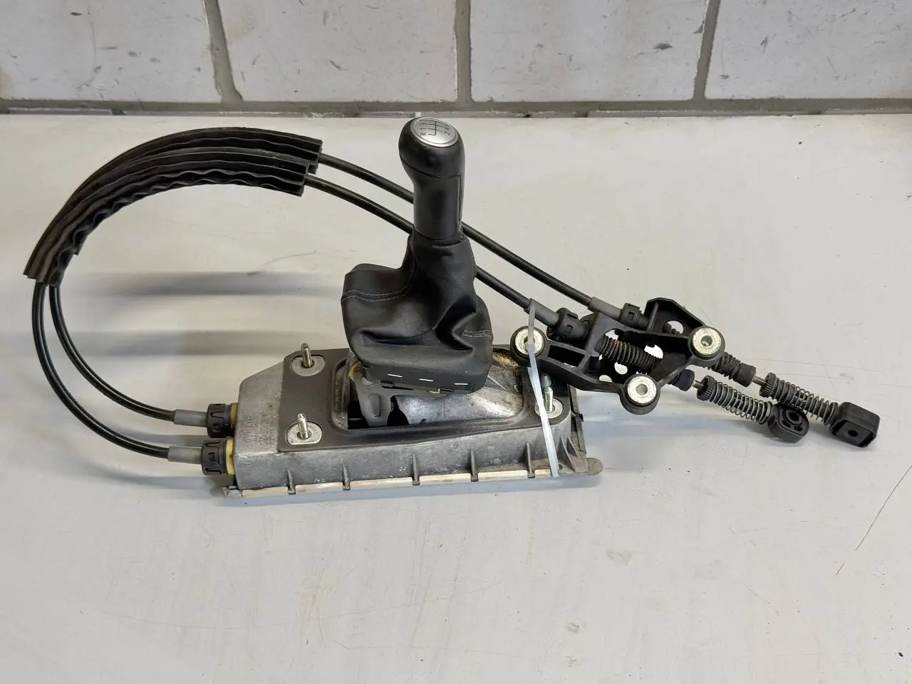 Schaltkulisse Schalthebel Schaltgestänge VW Polo V 6R 1,2 TSI 2010 6Q0711061E