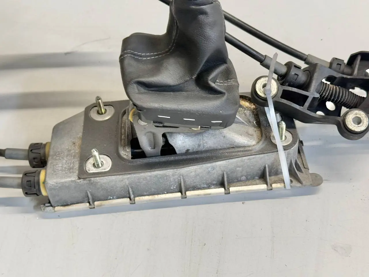 Schaltkulisse Schalthebel Schaltgestänge VW Polo V 6R 1,2 TSI 2010 6Q0711061E