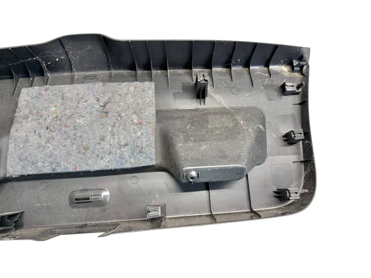 Verkleidung für Heckklappe innen V Polo V VW Polo V 6R 1,2 TSI 2010 6R6867601A