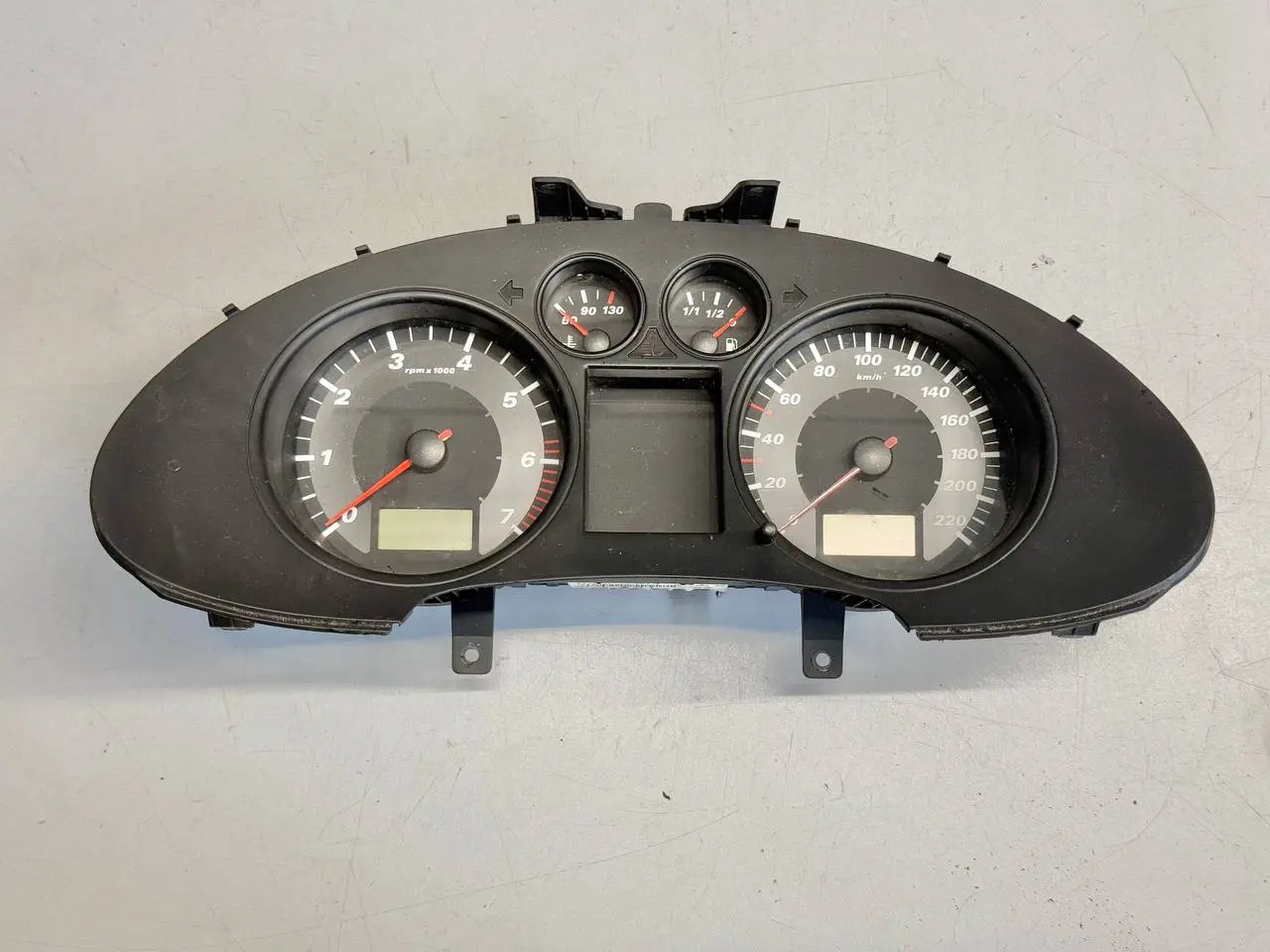 Tacho Kombiinstrument Ibiza 6L 1.4 2003 Seat Ibiza 6L 1.4 2003 W06L0920801