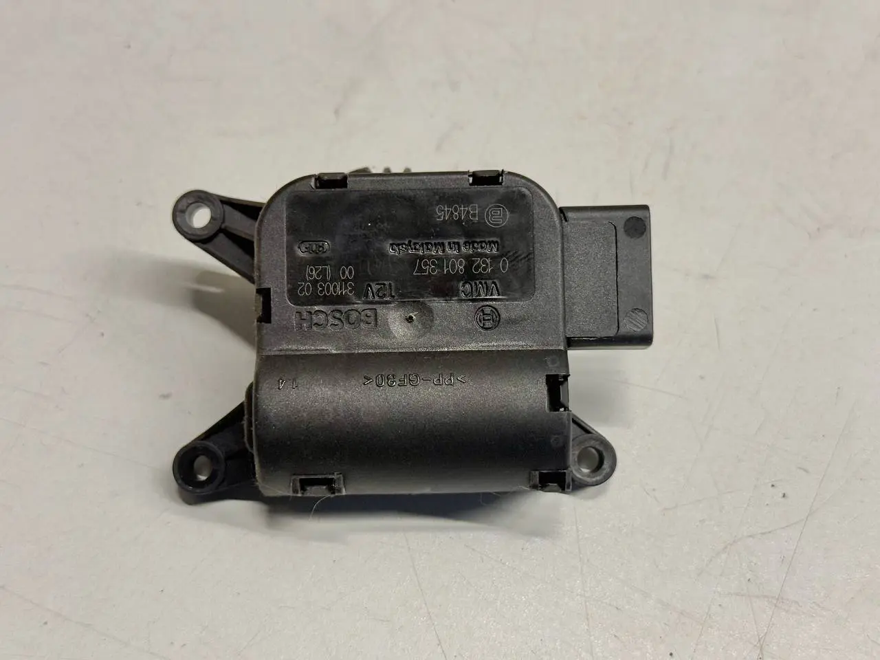 Stellmotor Heizungsklappe Klimaregelung 9N Seat Ibiza 6L 1.4 2003 0132801357