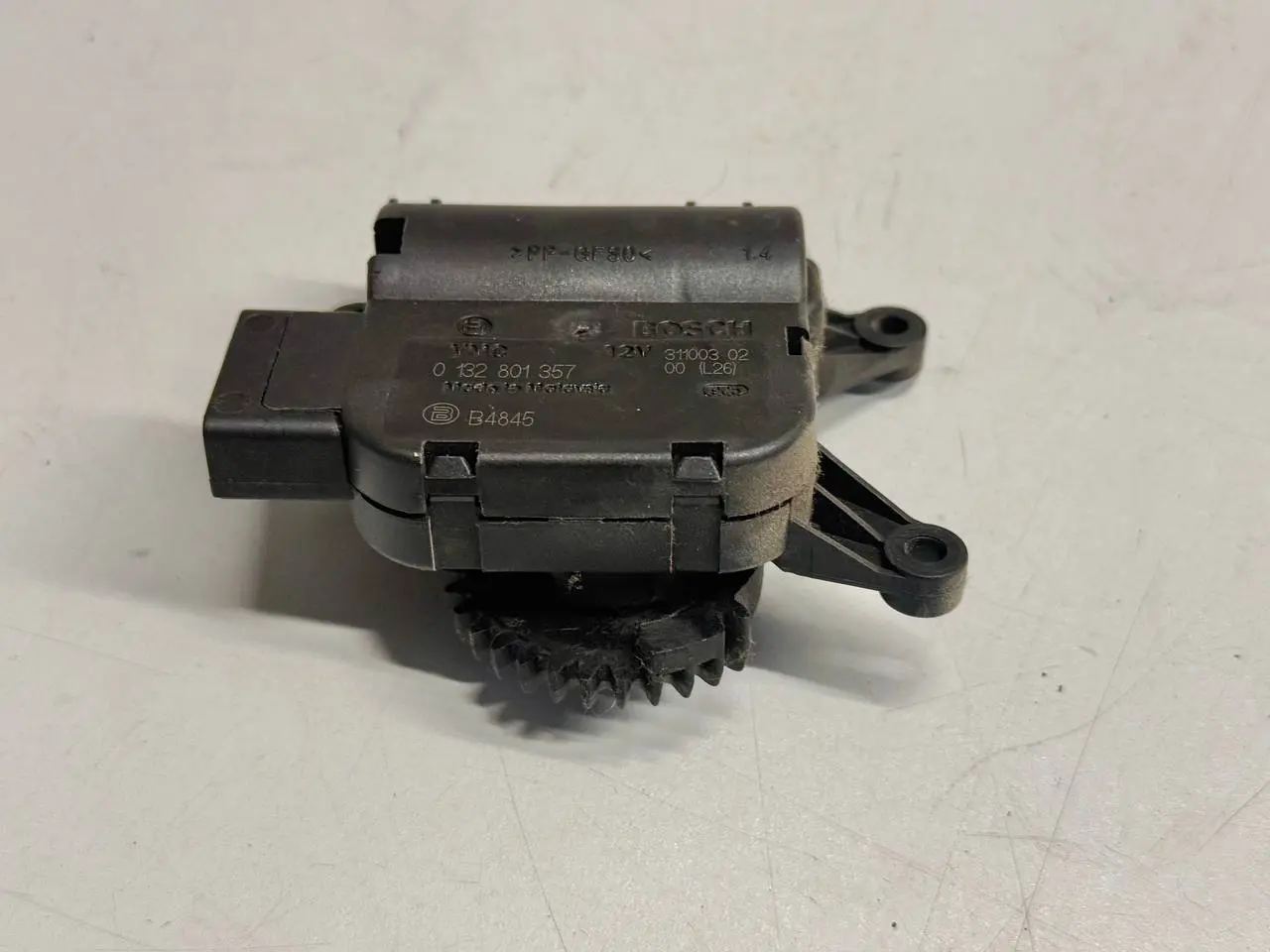 Stellmotor Heizungsklappe Klimaregelung 9N Seat Ibiza 6L 1.4 2003 0132801357