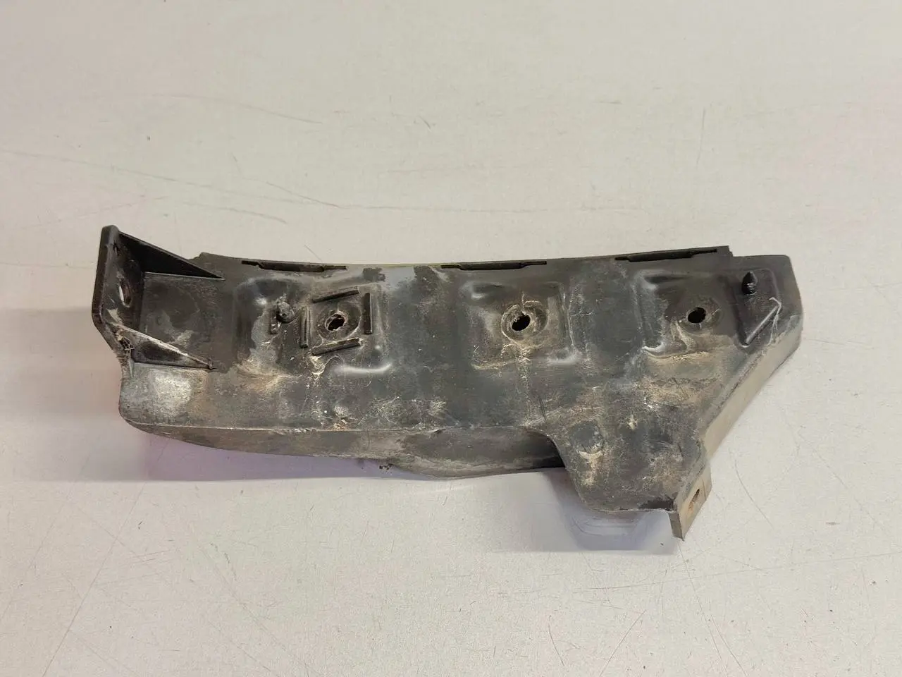 Stoßstangenhalter vorne rechts Ibiza 6L 1.4 Seat Ibiza 6L 1.4 2003 6L0807184C