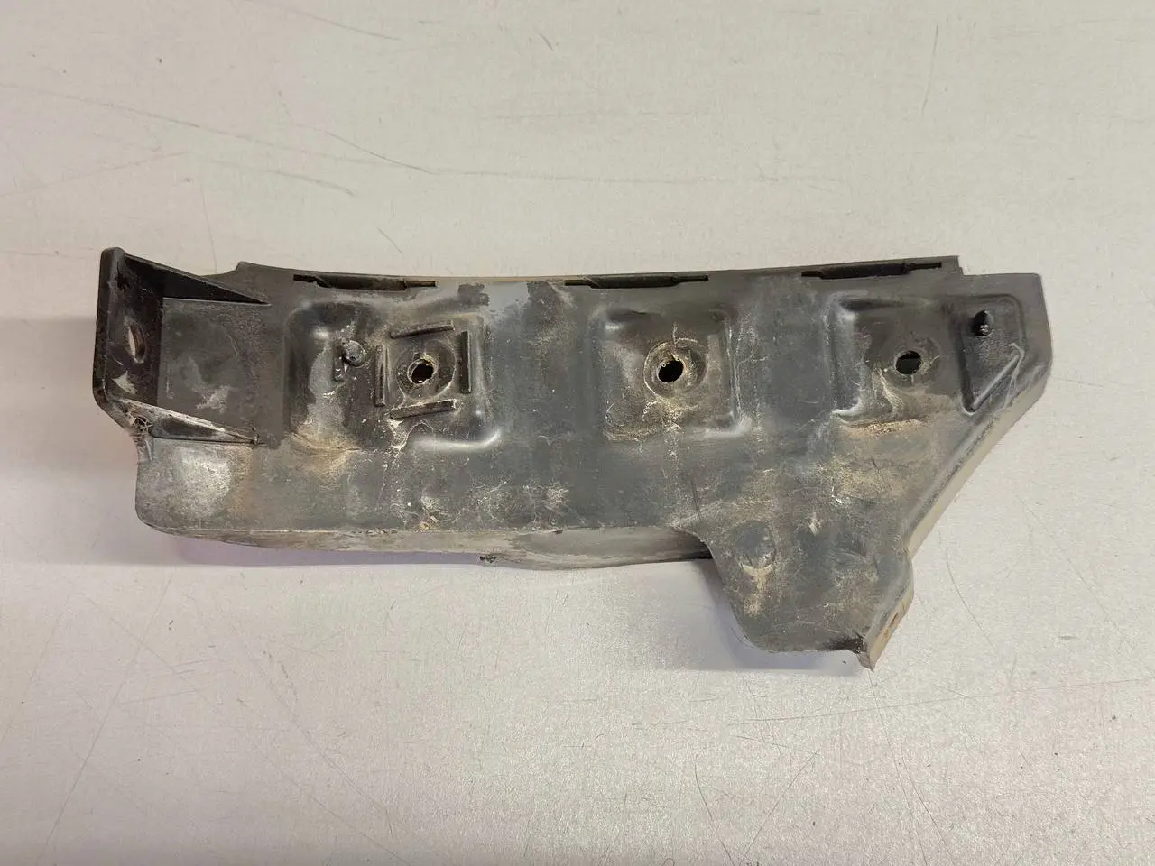Stoßstangenhalter vorne rechts Ibiza 6L 1.4 Seat Ibiza 6L 1.4 2003 6L0807184C