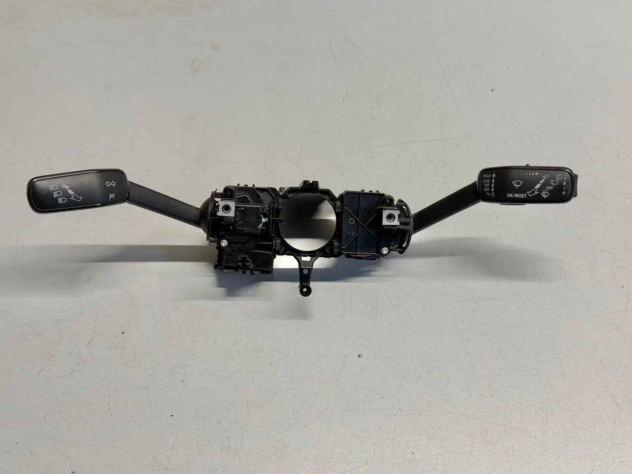 Lenkstockschalter Kombischalter für V Polo VW Polo V 6R 1,2 TSI 2010 6C0953501A