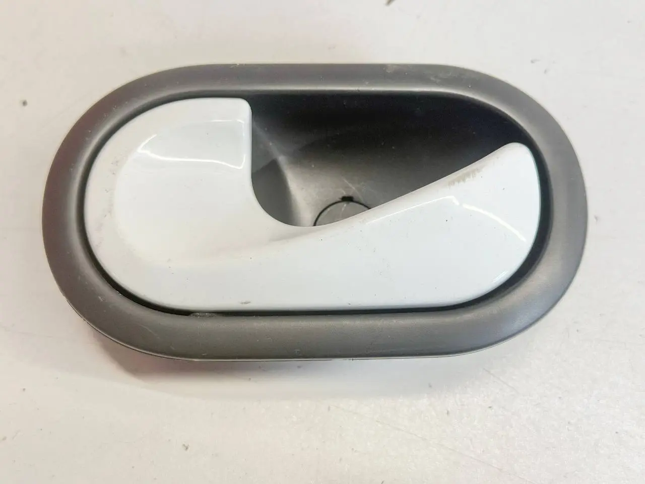 Innentürgriff vorn links / hinten links für Renault Modus 1,5 dCi 2012 82474Gh