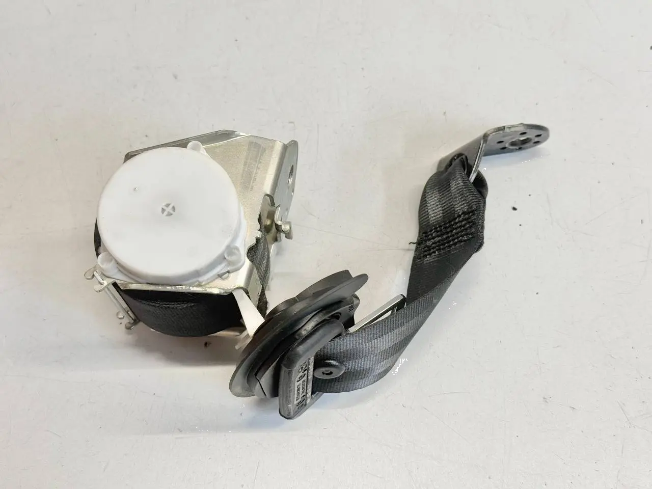 Dreipunkt-Gurt Hinten Links 6R Polo V 6C VW Polo V 6R 1,2 TSI 2010 6C0857805