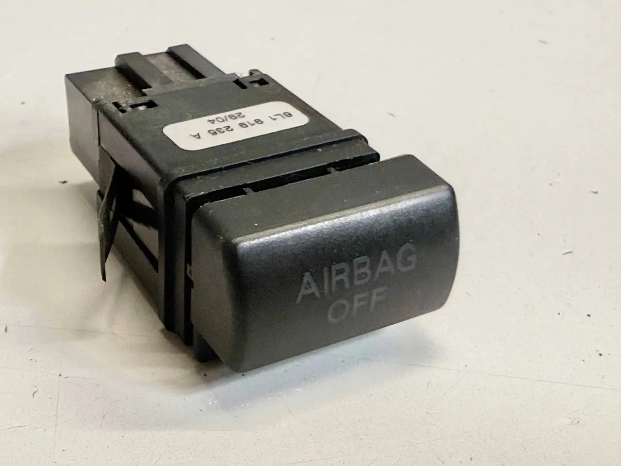 Schalter Airbag Ausschaltung Beifahrer Ibiza Seat Ibiza 6L 1.4 2003 6L1919235A