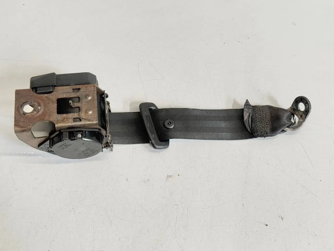 Sicherheitsgurt Gurt Anschnallgurt hinten Seat Ibiza 6L 1.4 2003 6L0857805