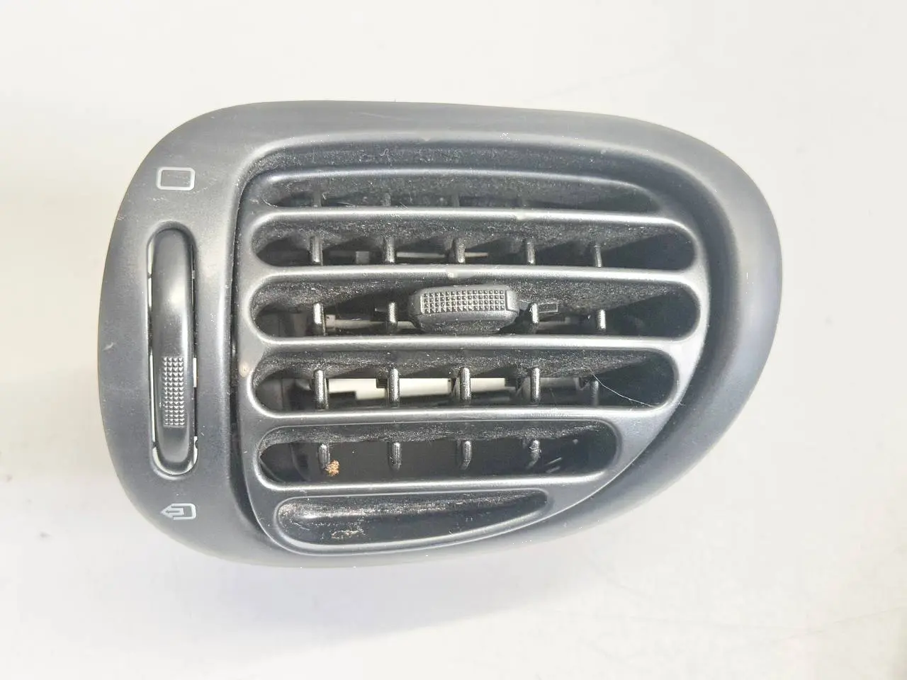 Luftdüse, Lüftungsgitter, Luftauslass rechts Peugeot 206 1.4L 2004 9624664277