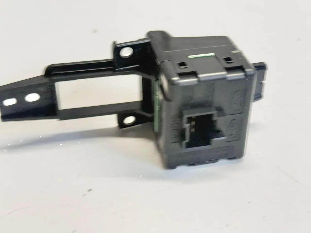 Warnblinkschalter Uhr Kombi Display Hyundai Getz / Click 1.1 MPI 2007 945201C000