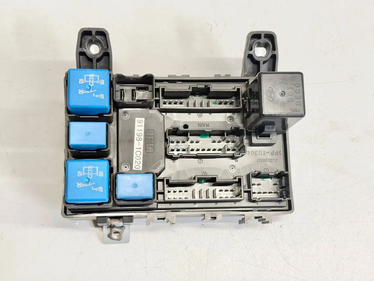 Sicherungskasten Relaiskasten Hyundai Getz / Click 1.1 MPI 2007 911981C020