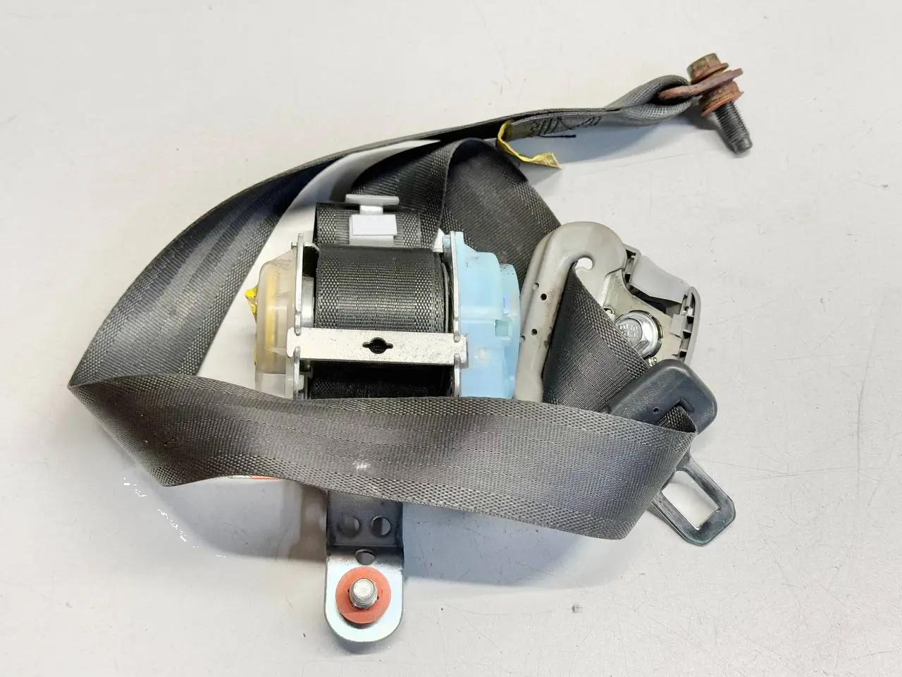 Sicherheitsgurt vorne rechts / Hyundai Getz / Click 1.1 MPI 2007 888801C901WK