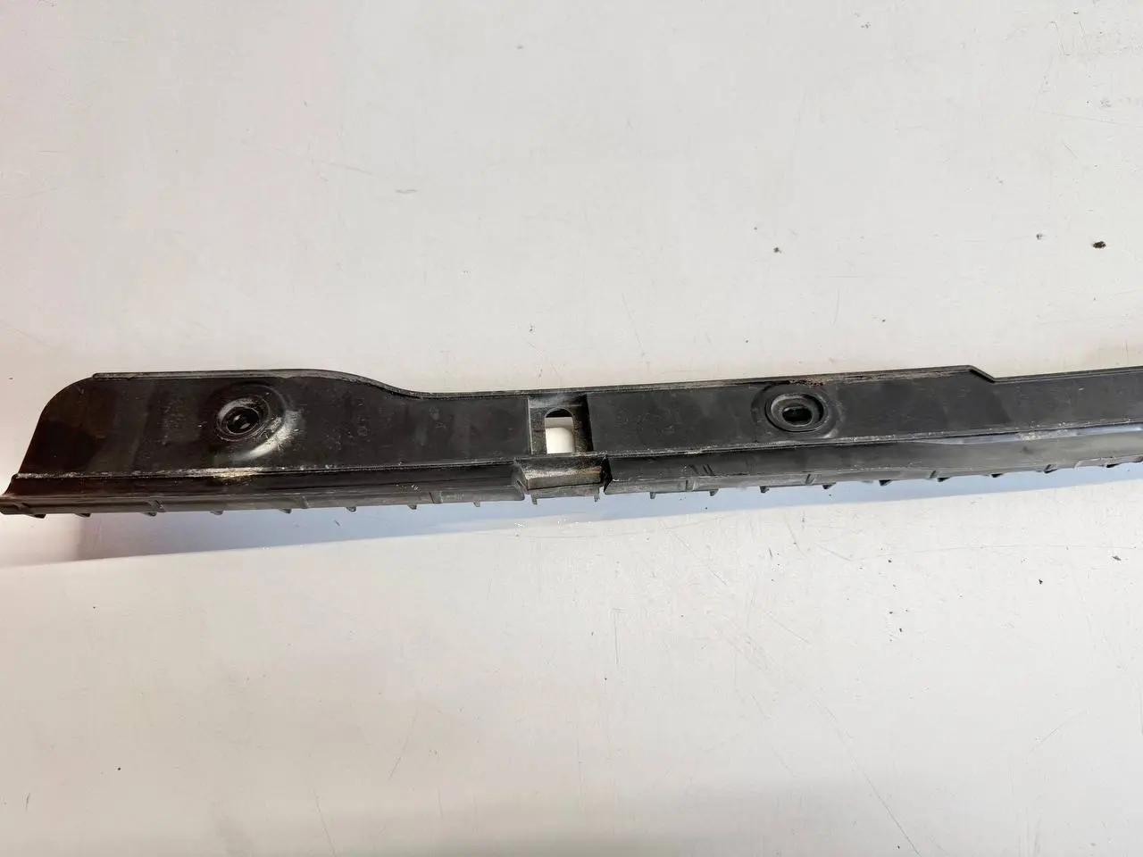 Stoßstangenhalter Führung hinten Mitte Golf 5 Golf 5 1K1 1,9 TDI 2006 1K6807863