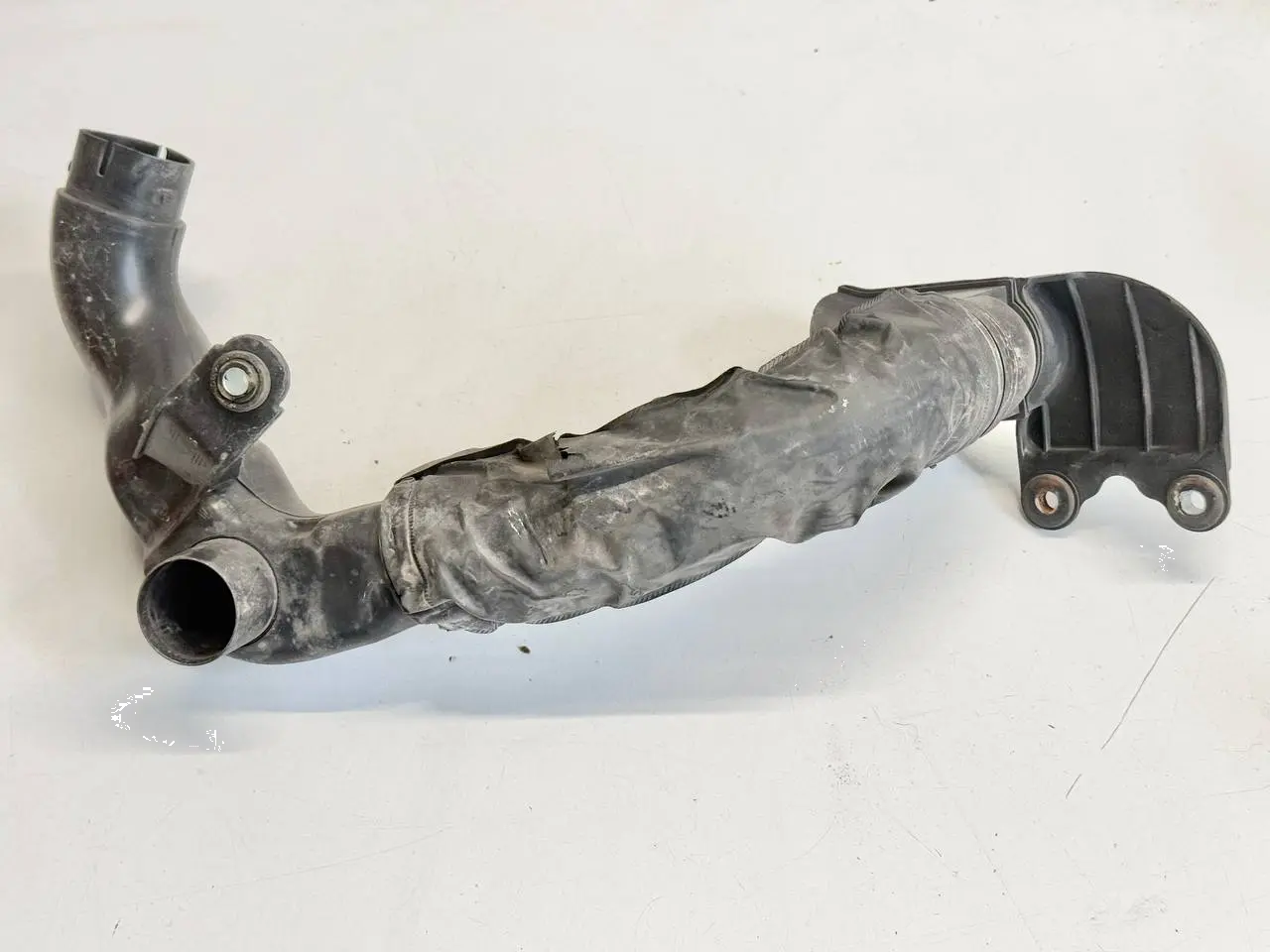 Ansaugrohr Schlauch Ansaugschlauch Hyundai Getz / Click 1.1 MPI 2007 282101C051