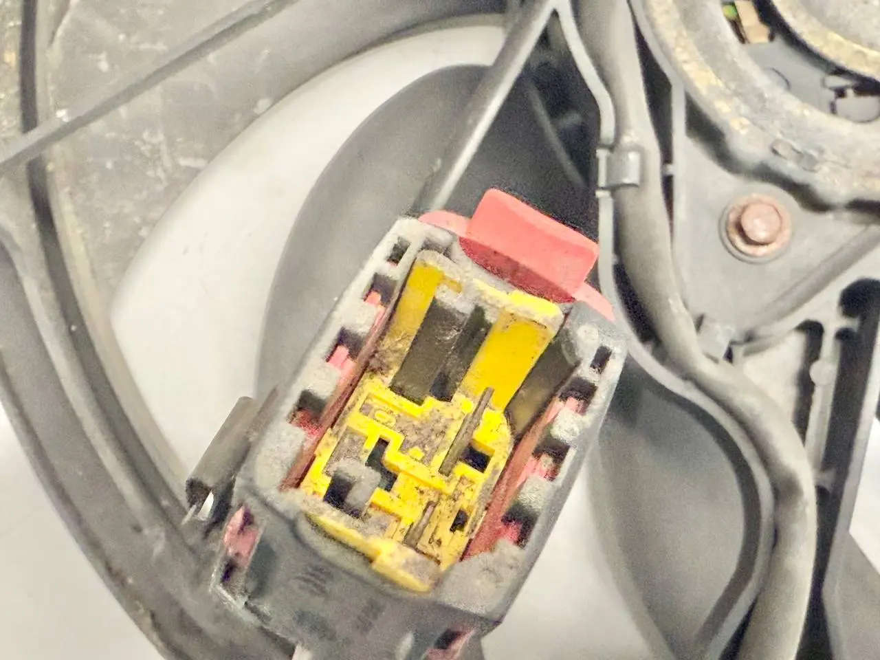 Elektrolüfter Kühlerlüfter Gebläsemotor Peugeot 206 1.4L 2004 9643386780