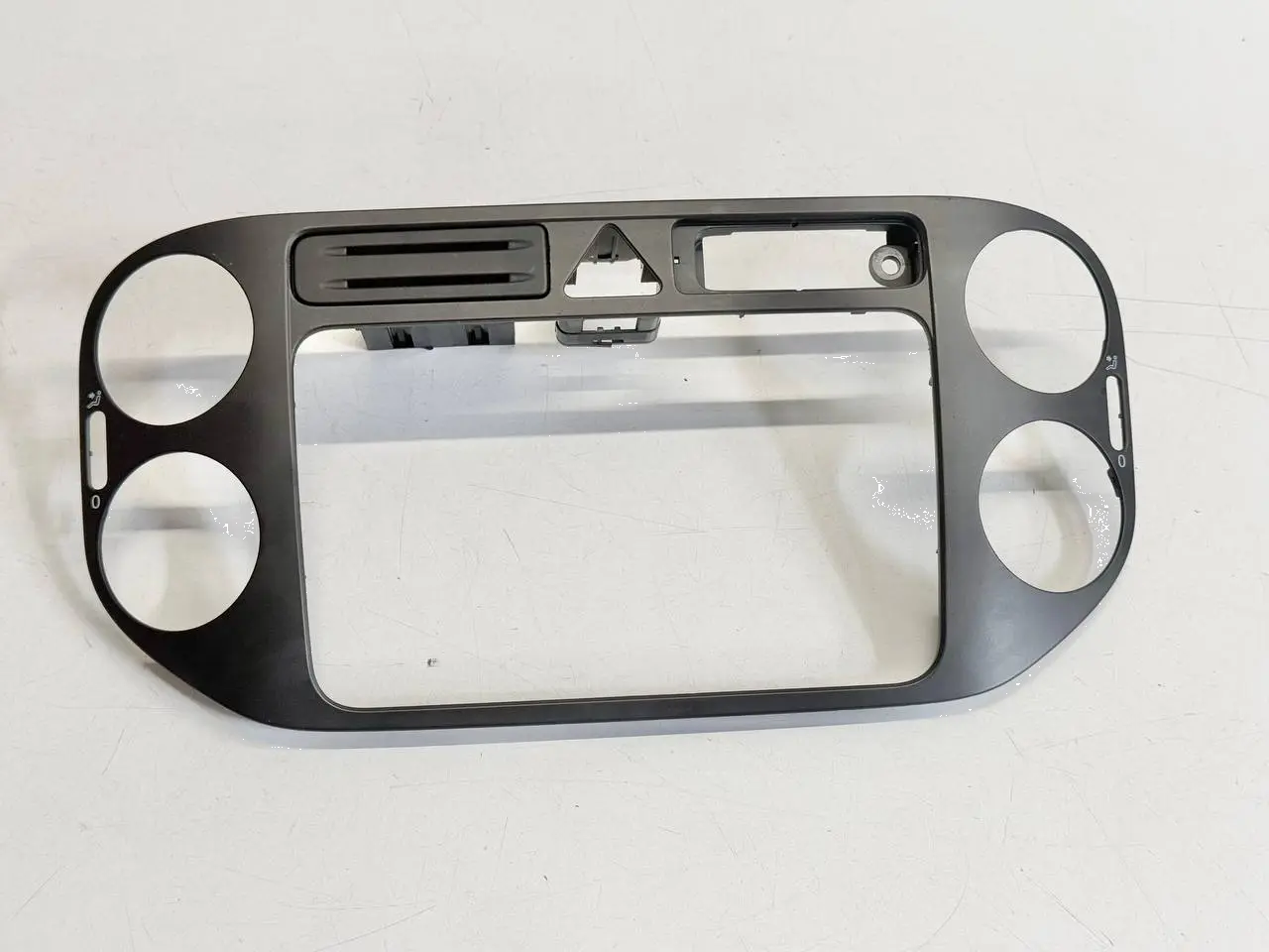 Blende Mittelkonsole Armaturenbrett VW Golf Plus 5M 1,4 TSI 2010 5M0858071K