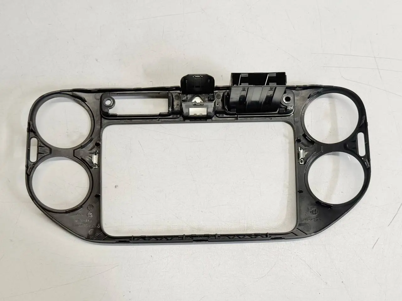 Blende Mittelkonsole Armaturenbrett VW Golf Plus 5M 1,4 TSI 2010 5M0858071K