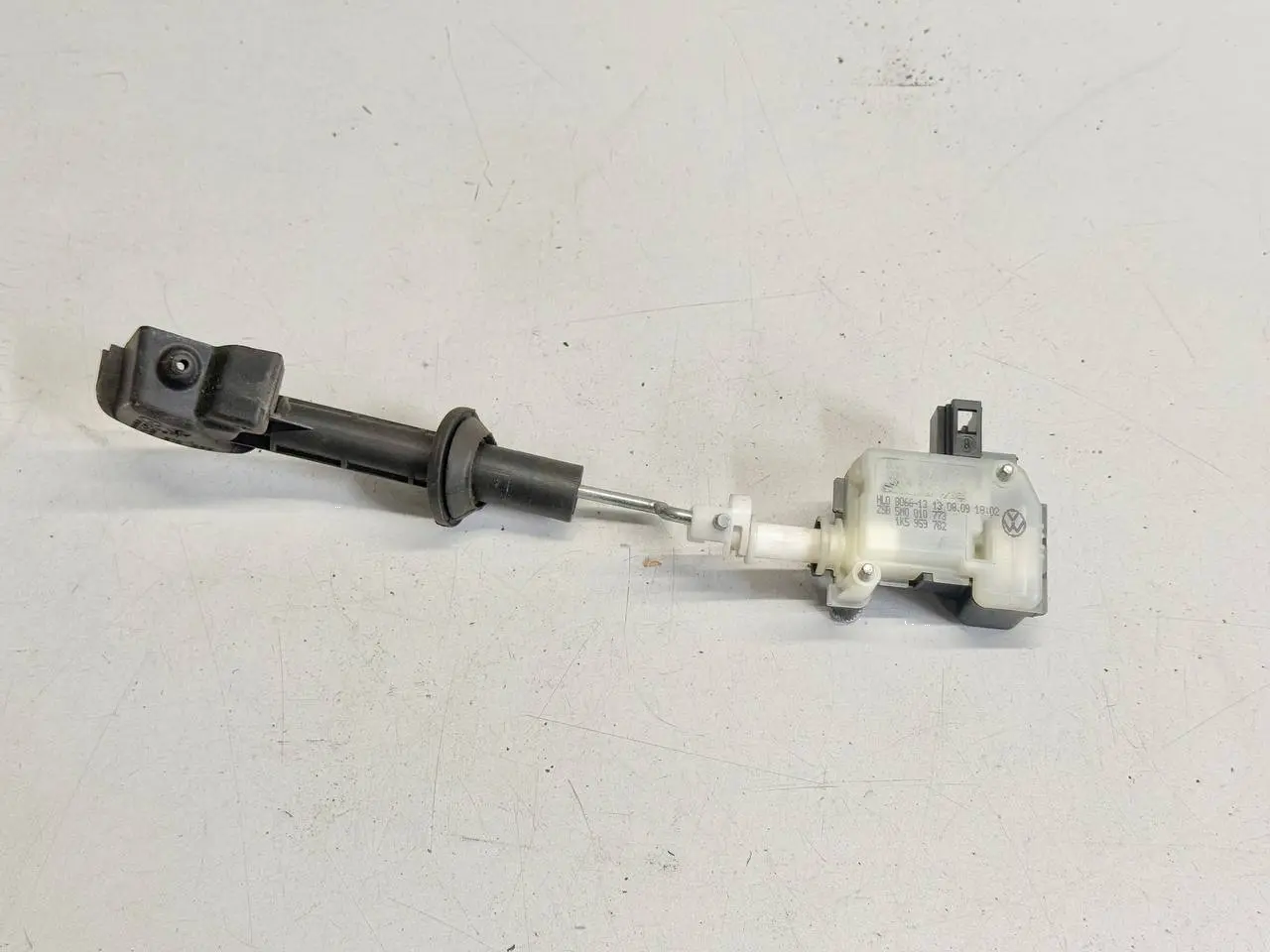 Stellmotor Tankklappe VW Golf Plus 5M 1,4 TSI 2010 5M0810773