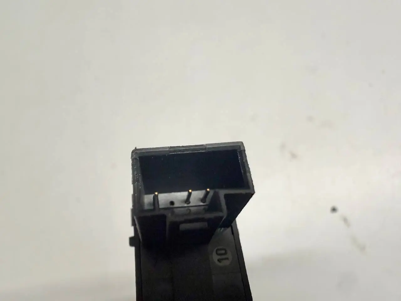 Drucktaster Entriegelungsschalter Golf 5 1K1 1,9 TDI 2006 7L6959833B