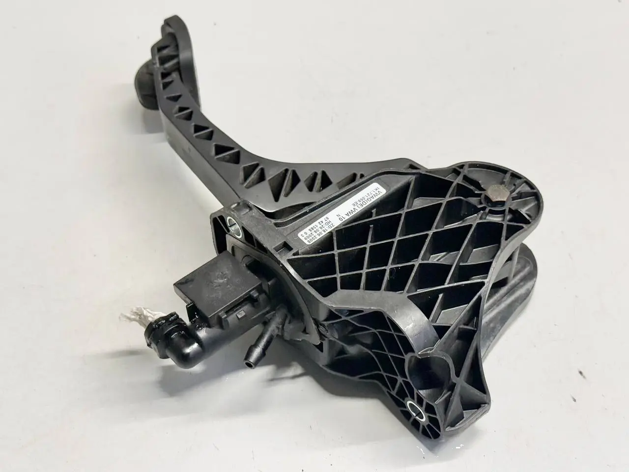 Kupplungspedal Pedal für Golf 5 A3 8P VW Golf Plus 5M 1,4 TSI 2010 1K1721059EE