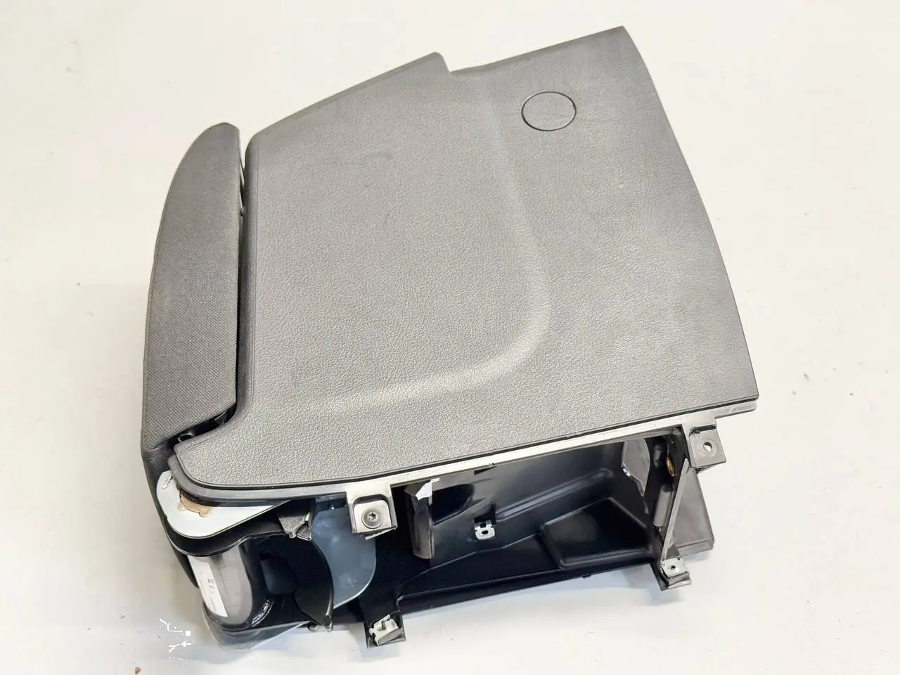 Mittelarmlehne Armlehne Mittelkonsole VW Golf Plus 5M 1,4 TSI 2010 5M0864207F