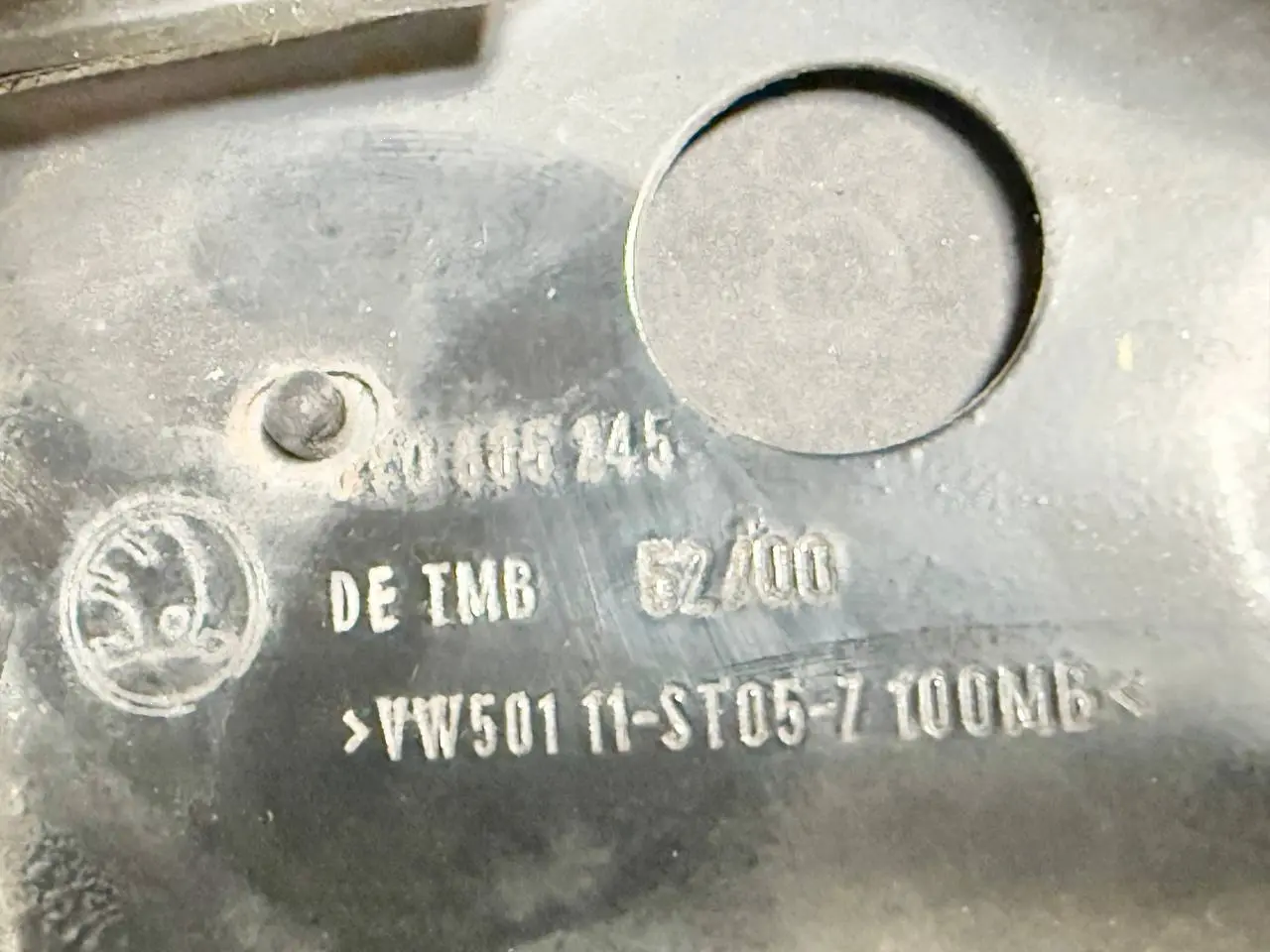Schlossträger Frontmaske für 6Y SKODA Fabia 6Y5 1.4 2001 Kombi 6Y0805245