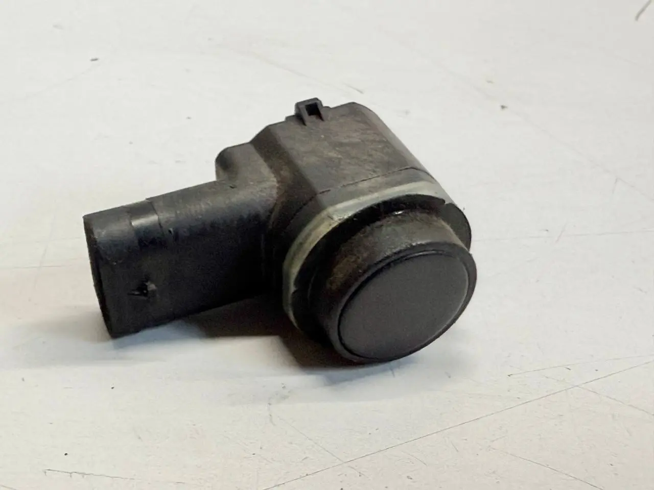 PDC Sensor Einparkhilfe vorne A4 A5 8T VW Polo V 6R 1,2 TSI 2010 4H0919275