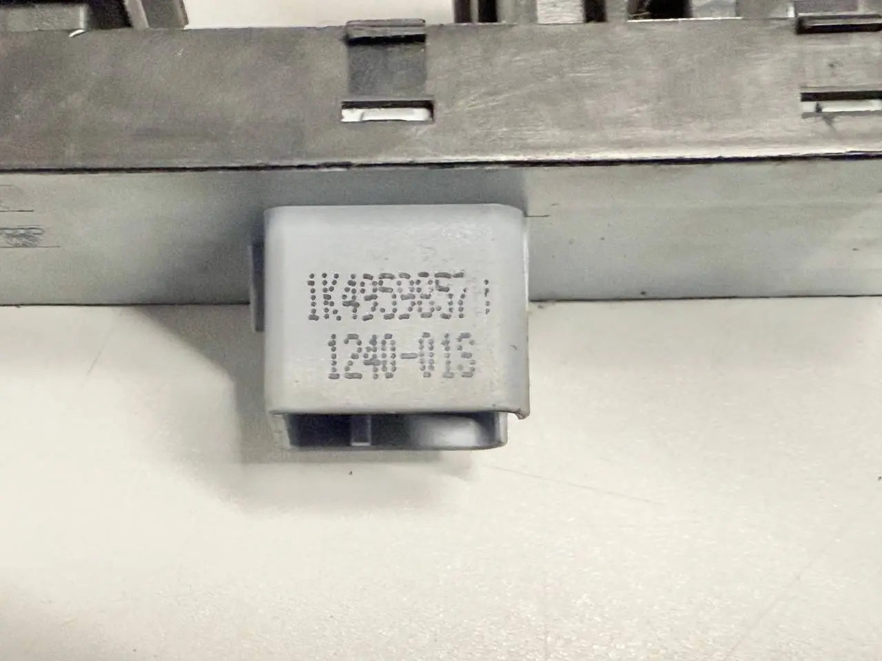 Elektrischer Fensterheber Schalter vorne VW Polo V 6R 1,2 TSI 2010 1K49598571