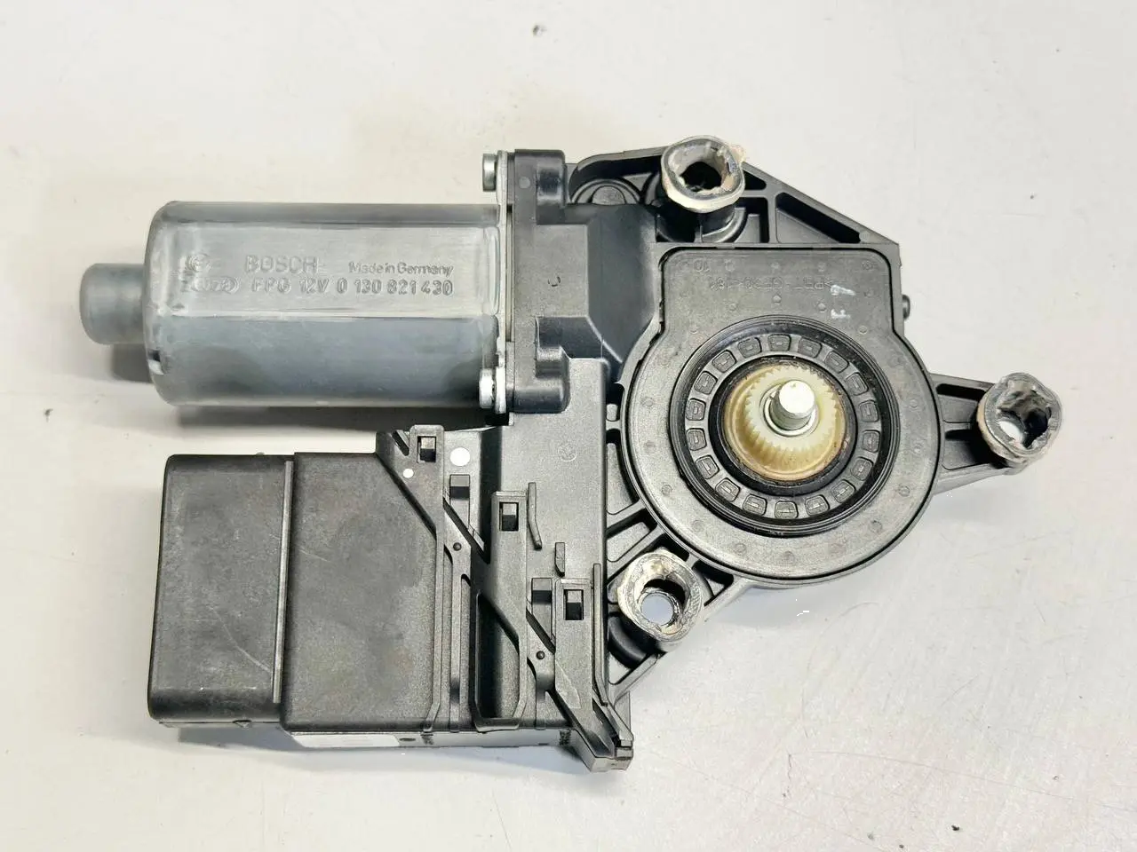 Fensterhebermotor Hinten Links / Golf VW Golf Plus 5M 1,4 TSI 2010 5K0959794
