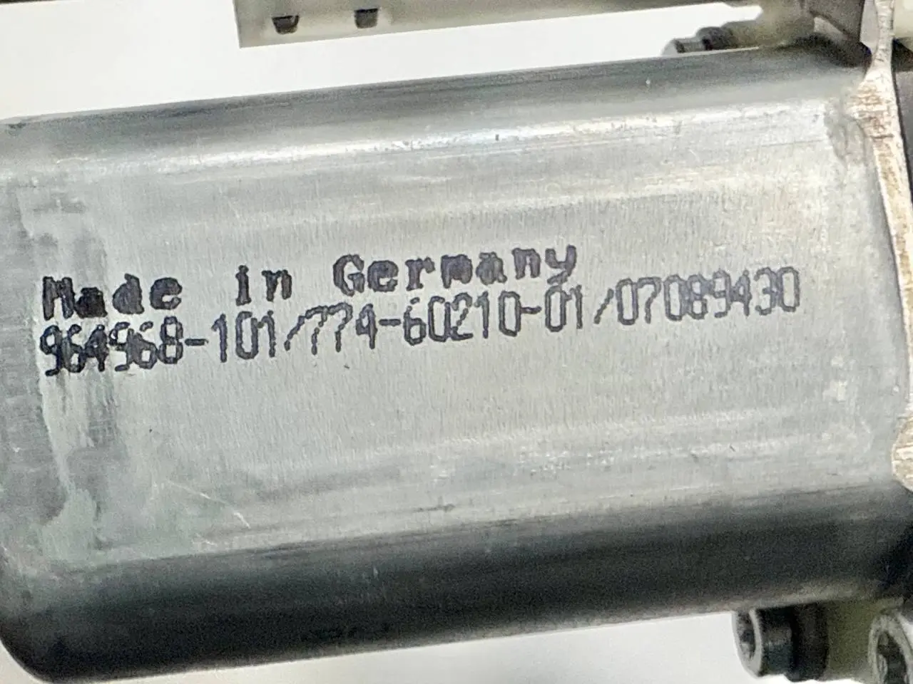 Fensterhebermotor links vorne VW Golf Plus 5M 1,4 TSI 2010 5K0959793A