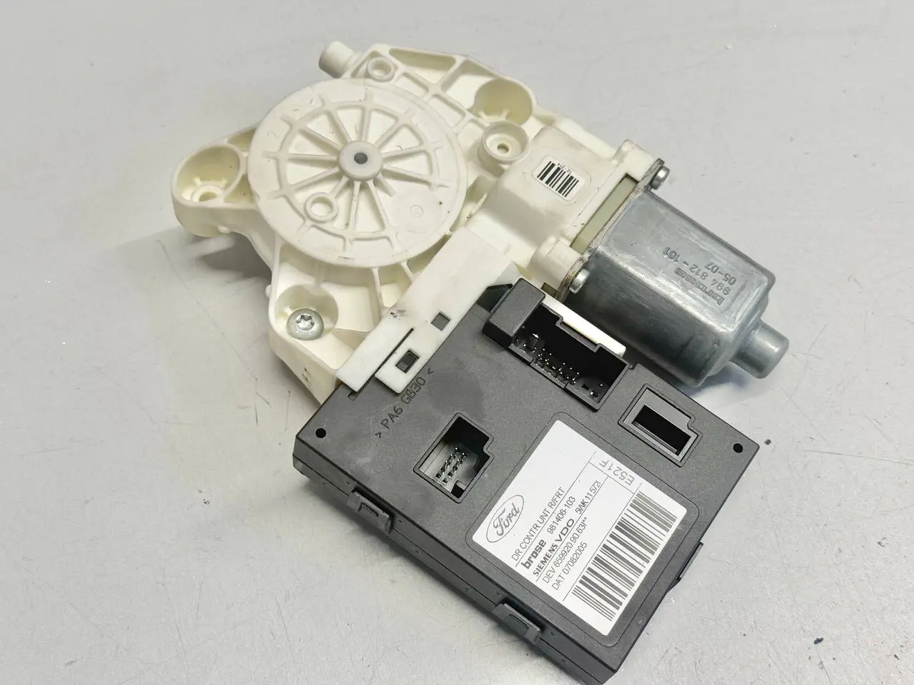 Fensterhebermotor rechts vorne FORD Focus MK2 DA3 2005 1.6 Kombi 981406103