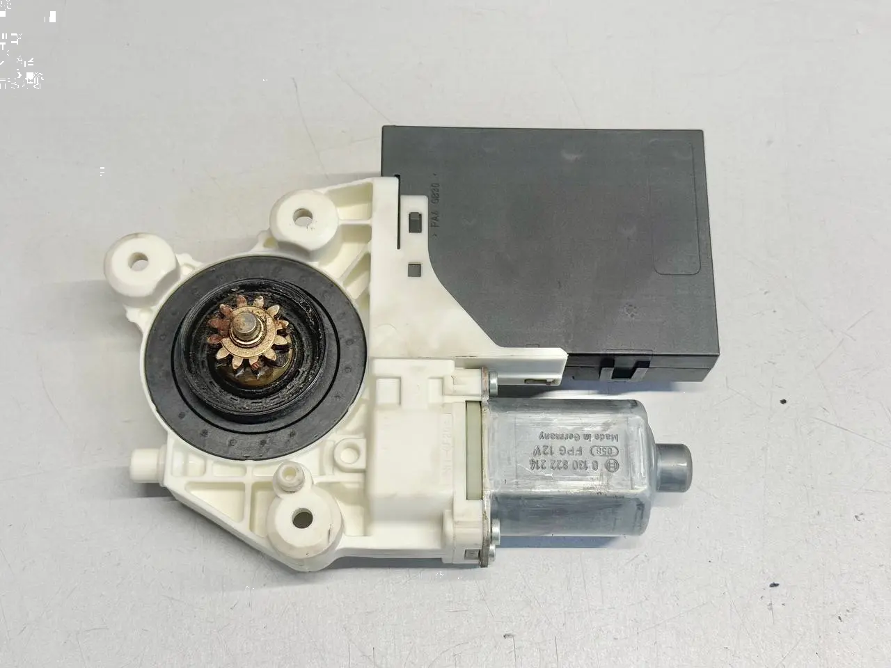 Fensterhebermotor rechts vorne FORD Focus MK2 DA3 2005 1.6 Kombi 981406103