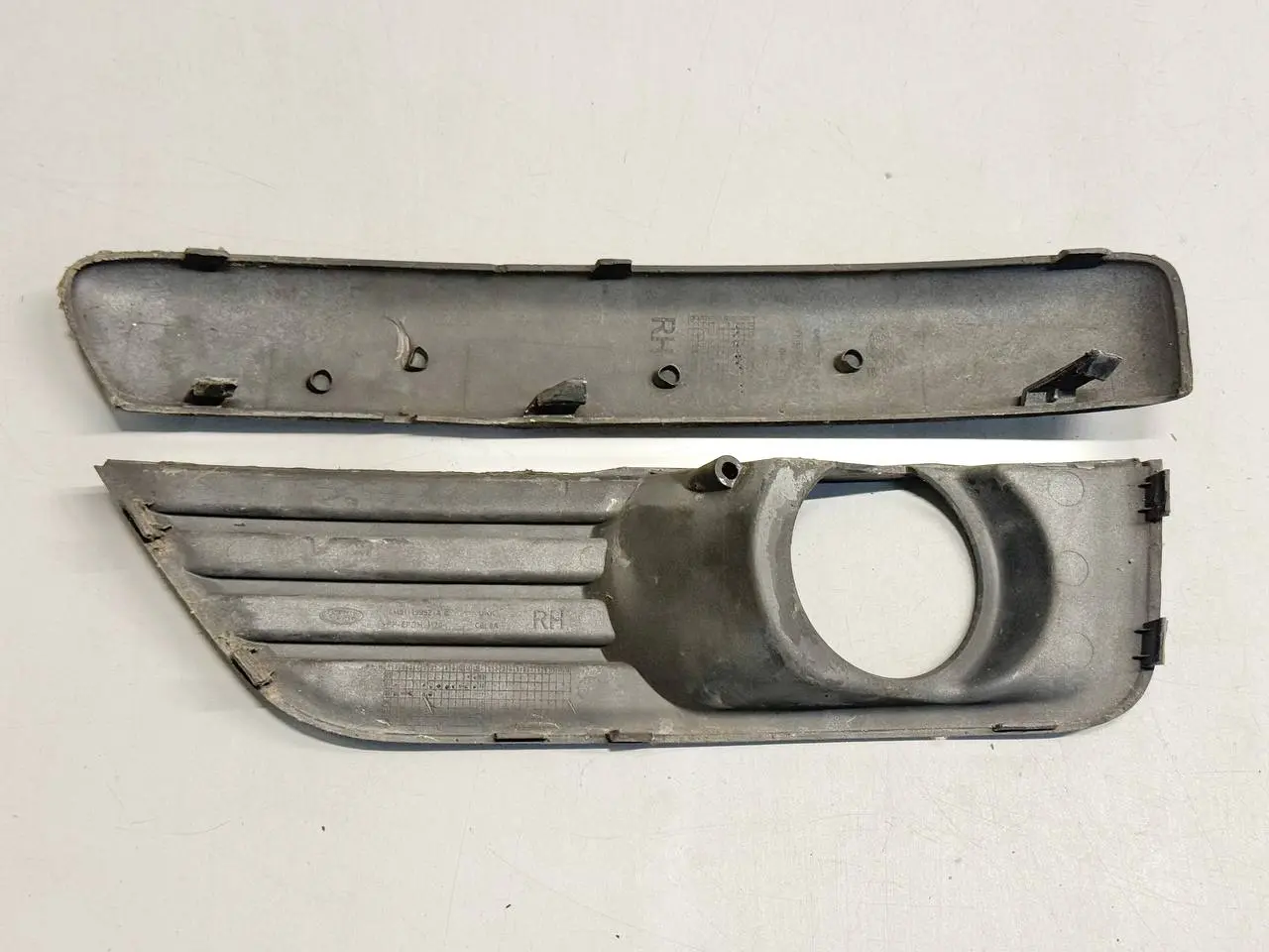 Blende Nebelscheinwerfer Vorne FORD Focus MK2 DA3 2005 1.6 Kombi 4M5119952AE