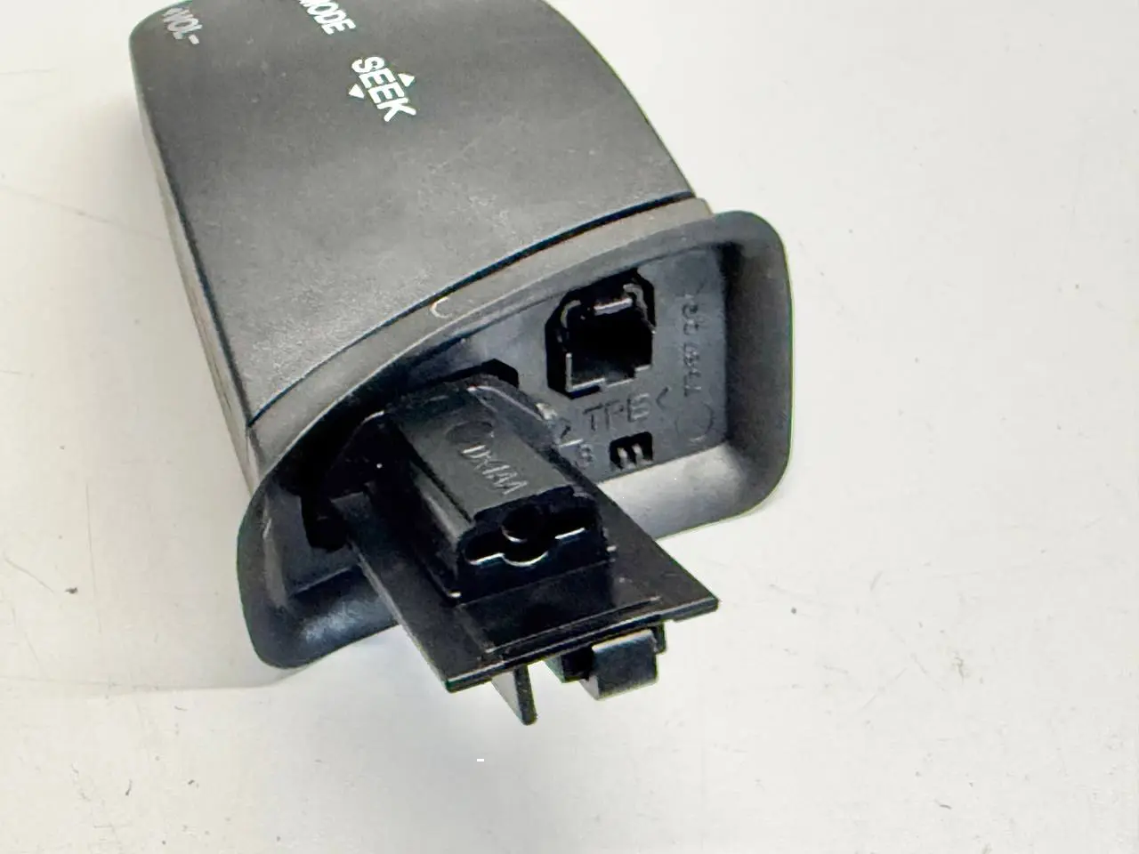 Schalter Lenkradfernbedienung FORD Focus MK2 DA3 2005 1.6 Kombi 3M5T14K147AD