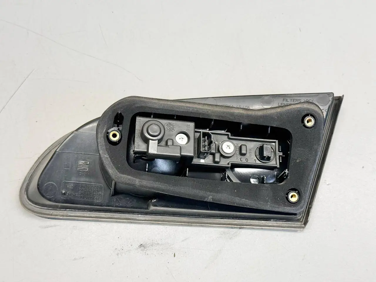 Rückleuchte links innen Heckklappe Ibiza 6L Seat Ibiza 6L 1.4 2003 6L6945093F