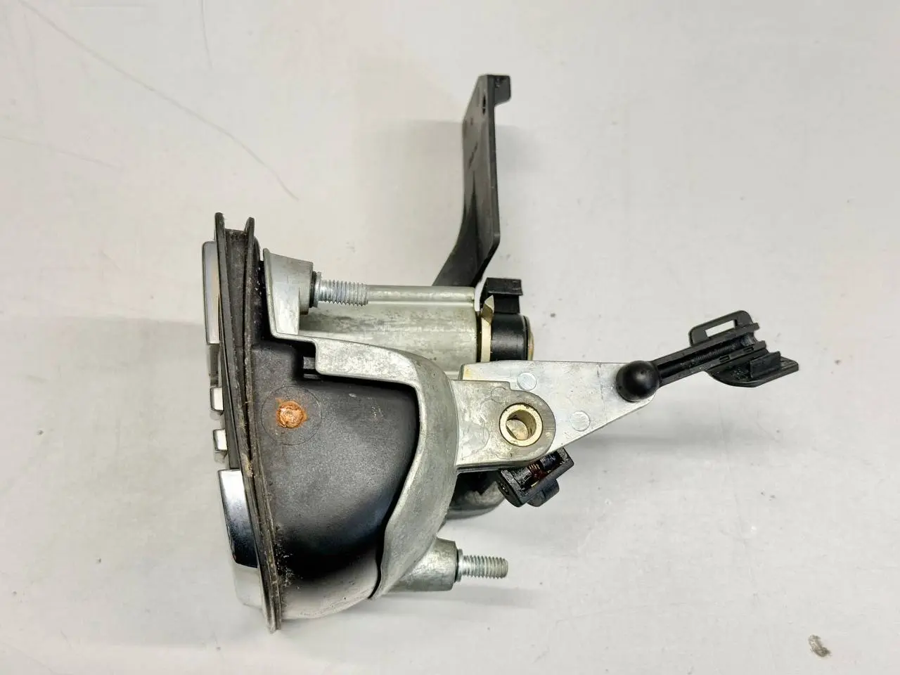 Heckklappenschloss Öffner Stellmotor für 6L Seat Ibiza 6L 1.4 2003 6L6827573