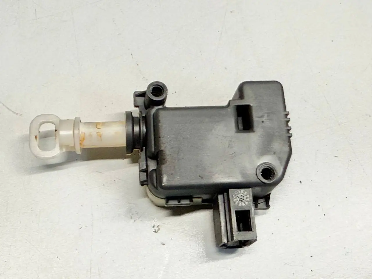 Stellmotor Zentralverriegelung Heckklappe Seat Ibiza 6L 1.4 2003 1M5862153