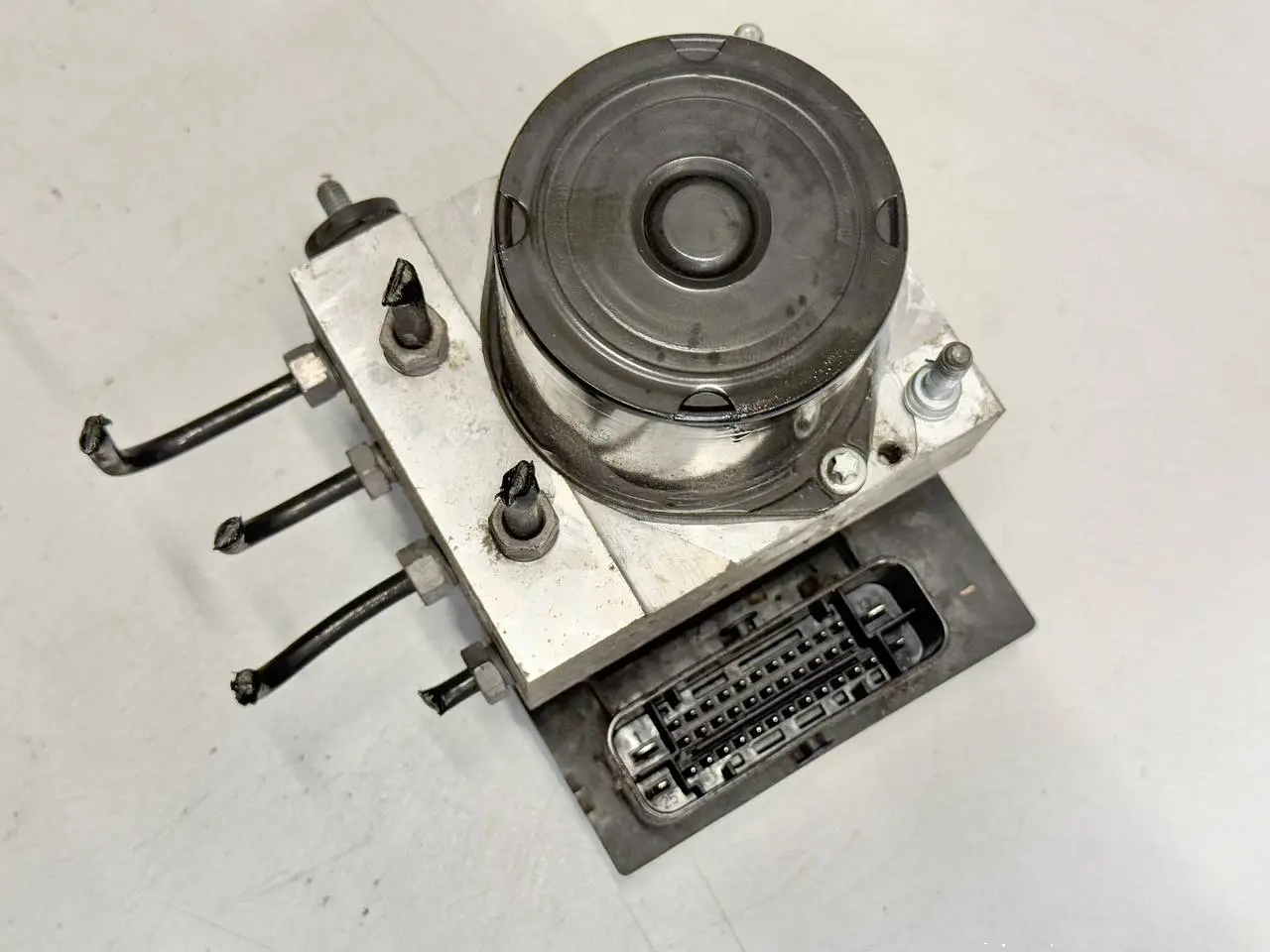 ABS Steuergerät Hydraulikblock ESP VW Polo V 6R 1,2 TSI 2010 6R0907379AF