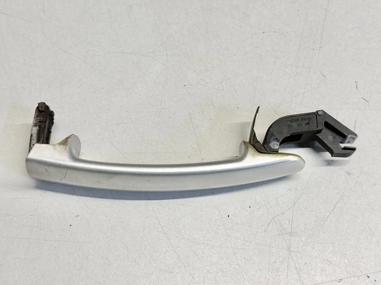 Außentürgriff für 4 Passat 3B Polo 9N1 Octavia VW Polo 9N1 1,2L 2002 3B0837207