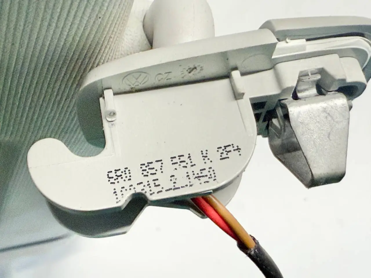 Sonnenblende Abschirmung Schutzblende VW Polo V 6R 1,2 TSI 2010 6R0857551K