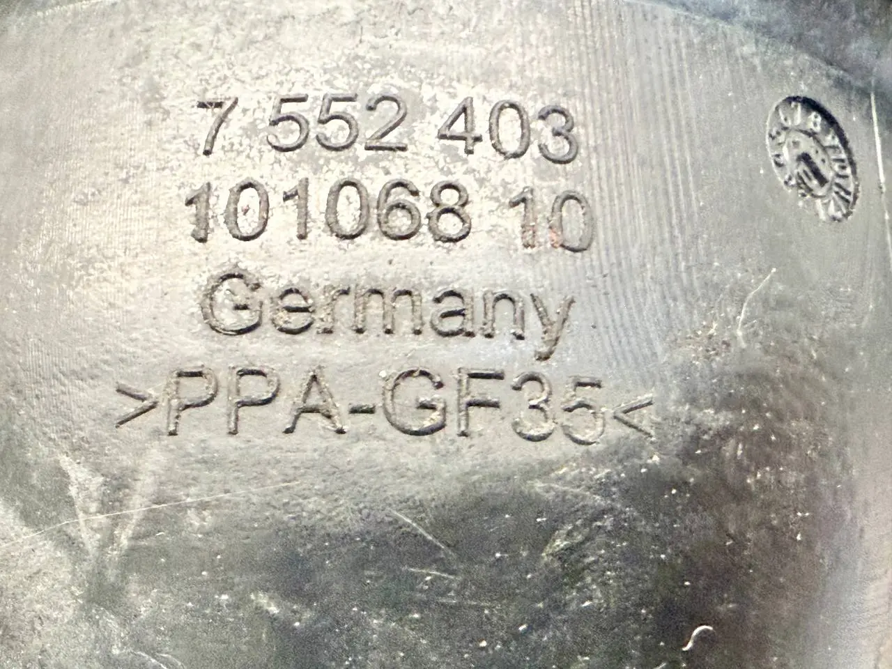 Thermostatgehäuse Kühlmittelregler Wasserleitung BMW 116i E81 E87 2009 7552403