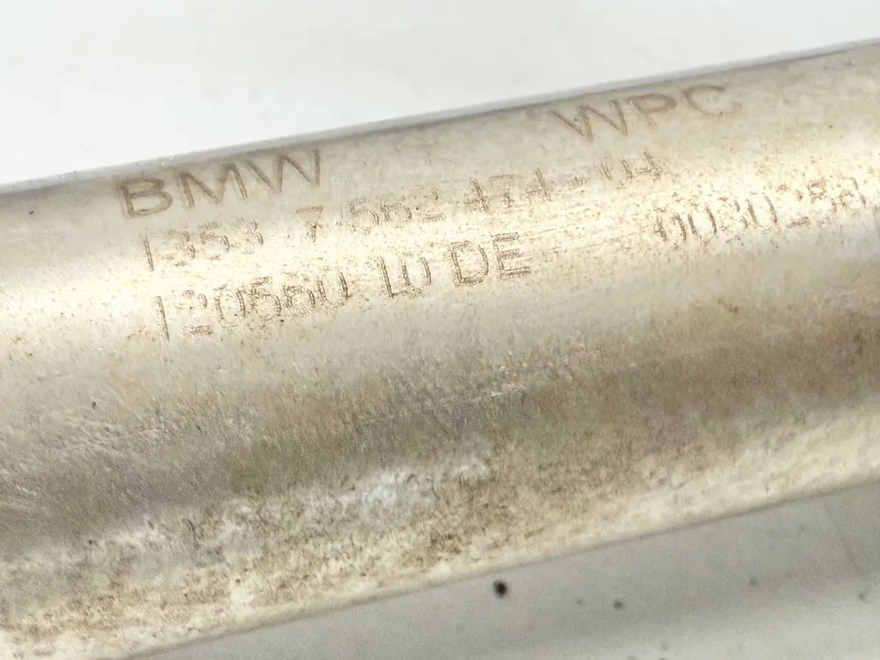 Hochdruckrail Einspritzleiste BMW 116i E81 E87 2009 13537562474