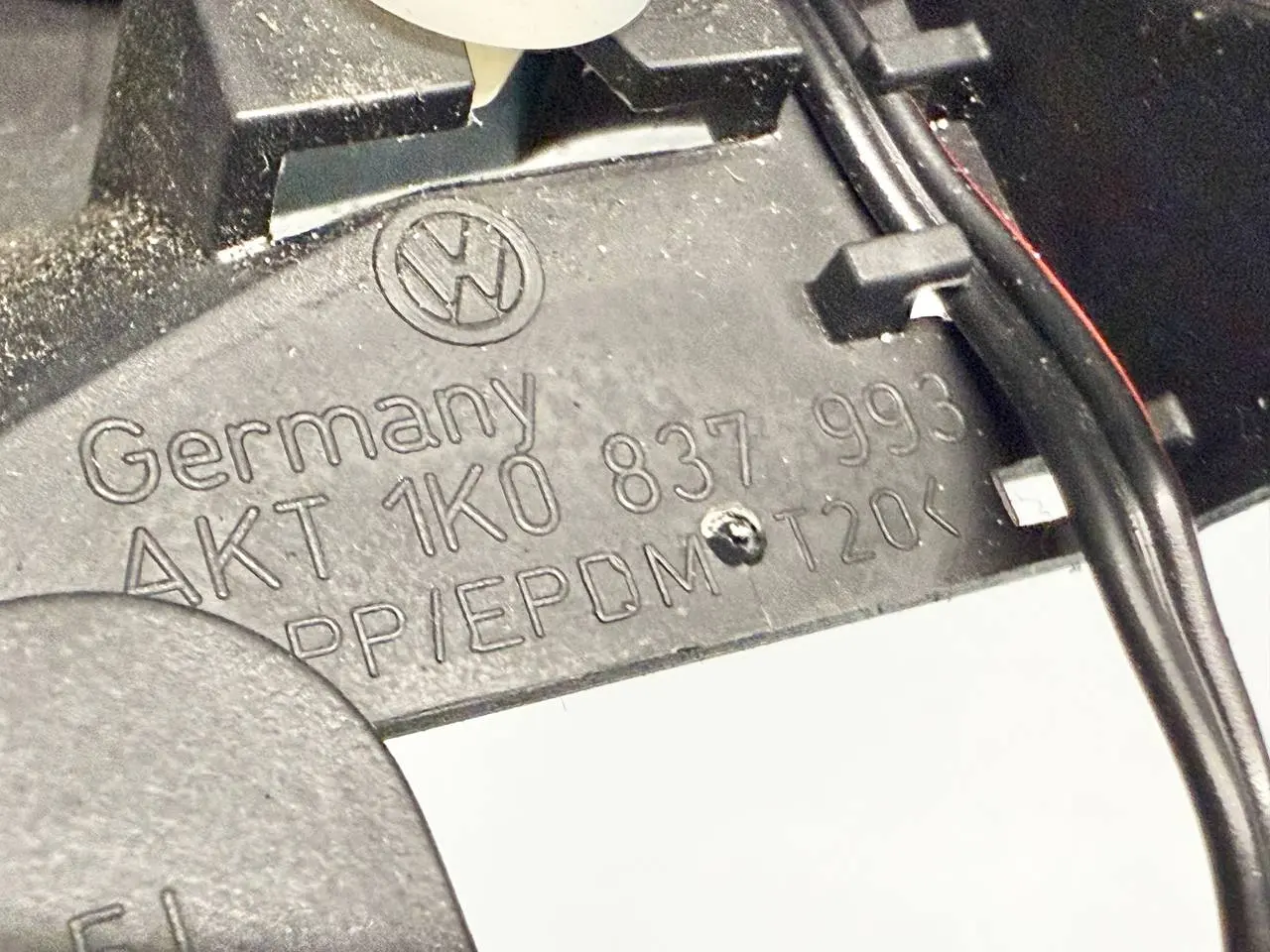 Spiegeldreieck Türverkleidung Golf 5 1K1 1,9 Golf 5 1K1 1,9 TDI 2006 1K0837993