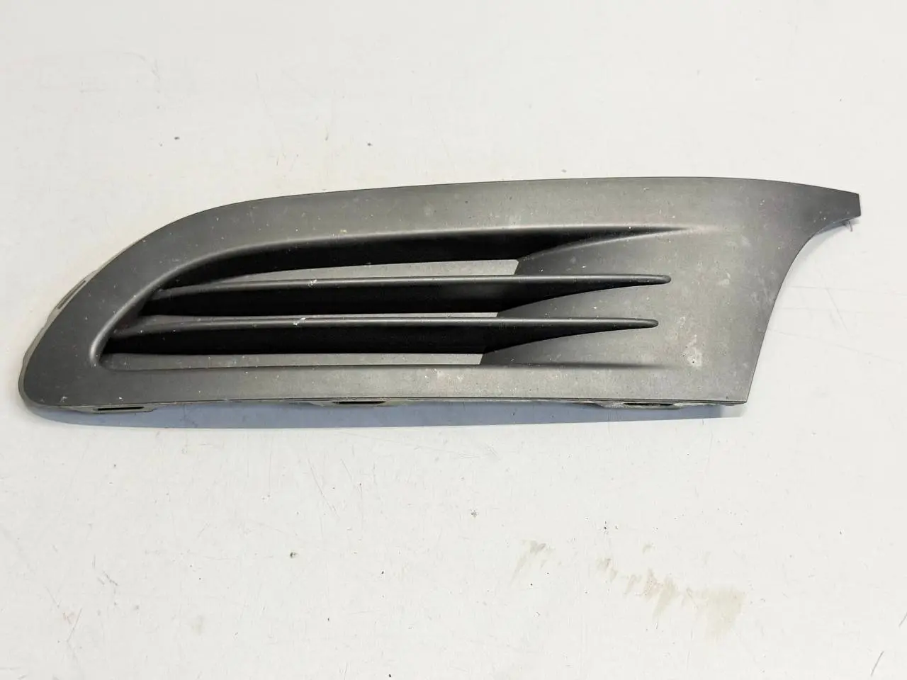 Stossstange Gitterblende links Golf VW Golf Plus 5M 1,4 TSI 2010 5M0853665M