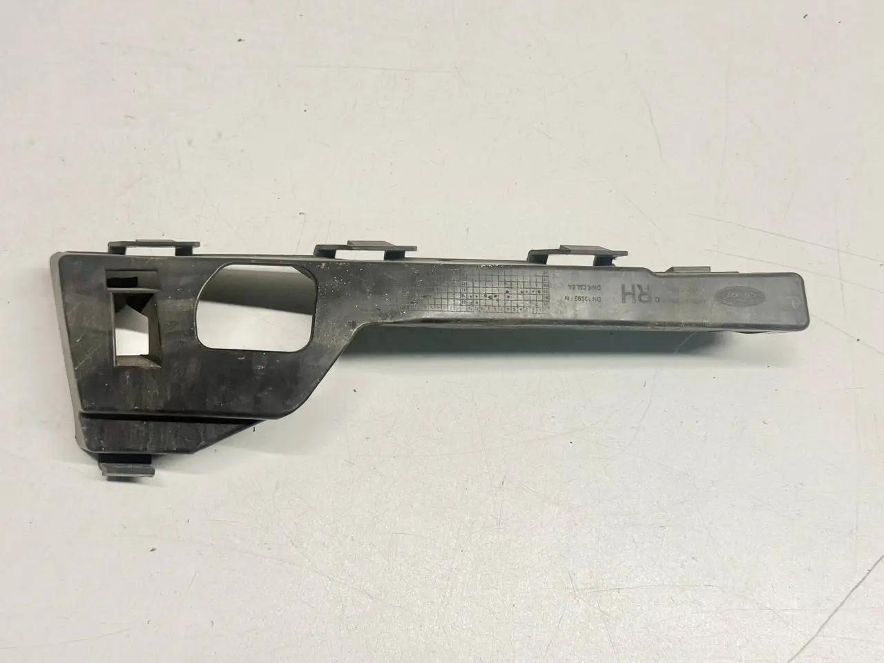 Stoßstangenhalter Träger Führung FORD Focus MK2 DA3 2005 1.6 Kombi 4M5117E856AC
